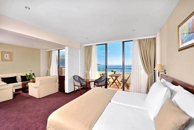 Iberostar Bellevue
