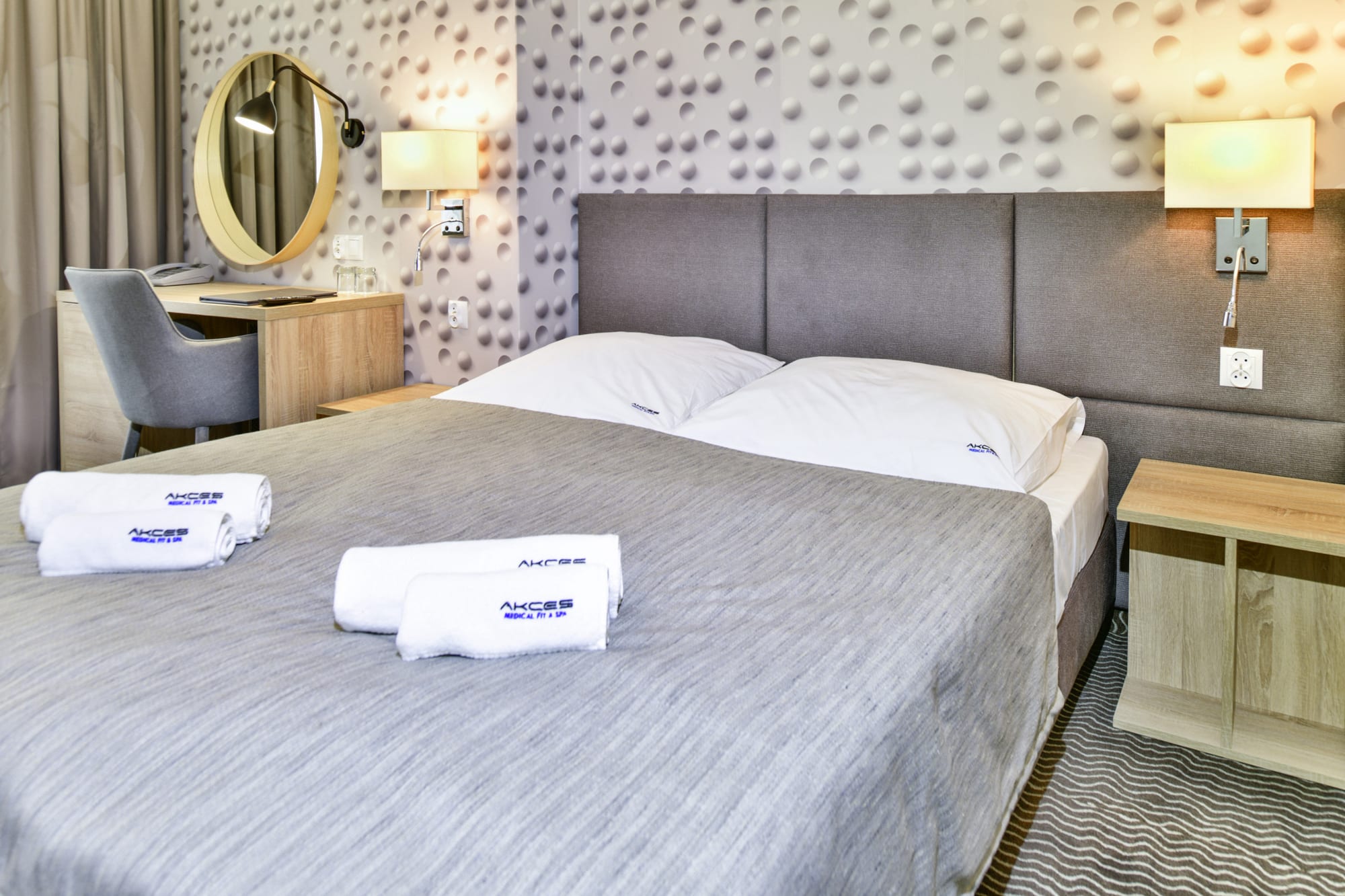 Doppelzimmer im Hotel Akces mit elegantem Interieur
