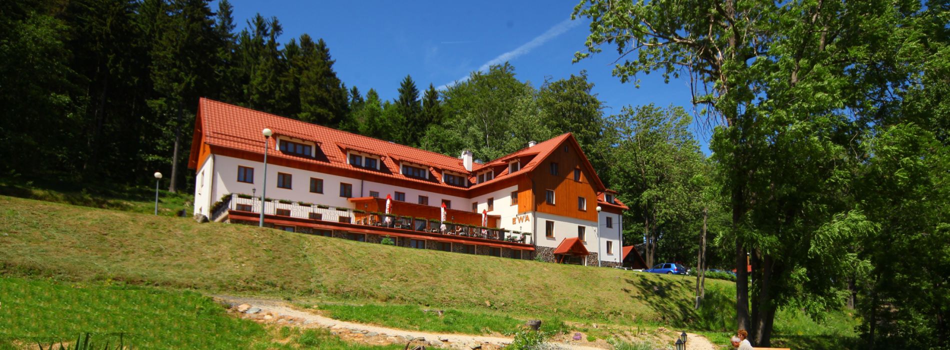 Fassade des EWA Medical & Spa - Kurhotel