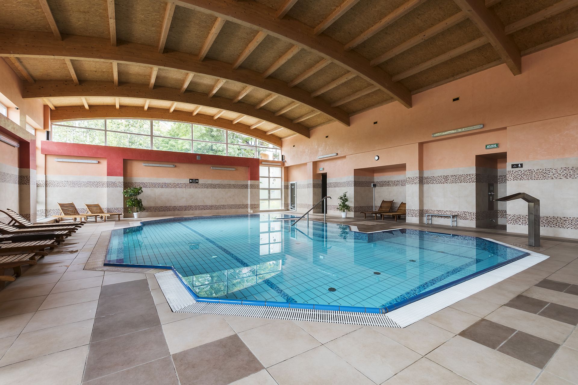 Schwimmbad im Hotel Kudowa