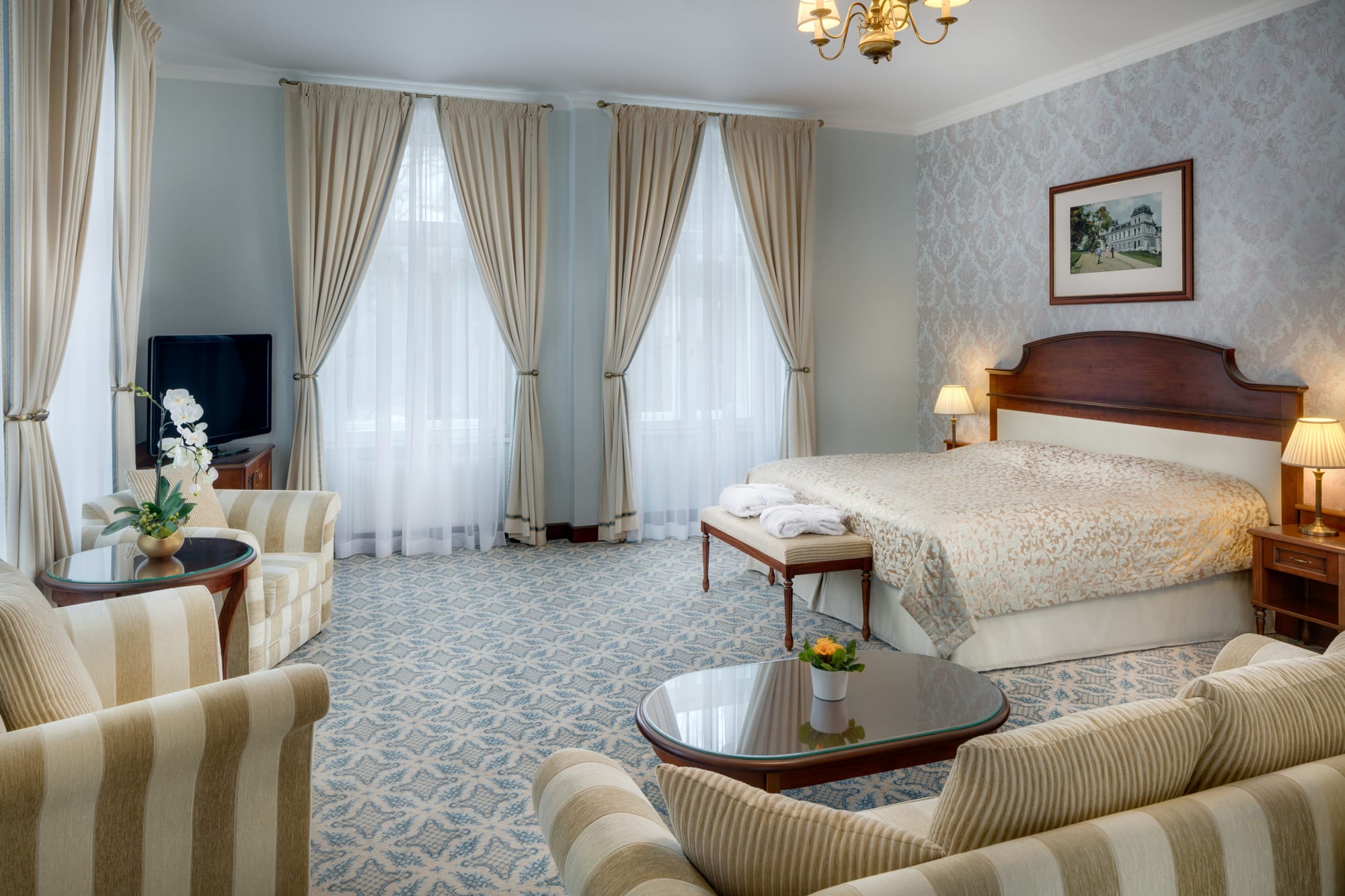 Elegante Junior Suite Deluxe im Hotel Maria Spa