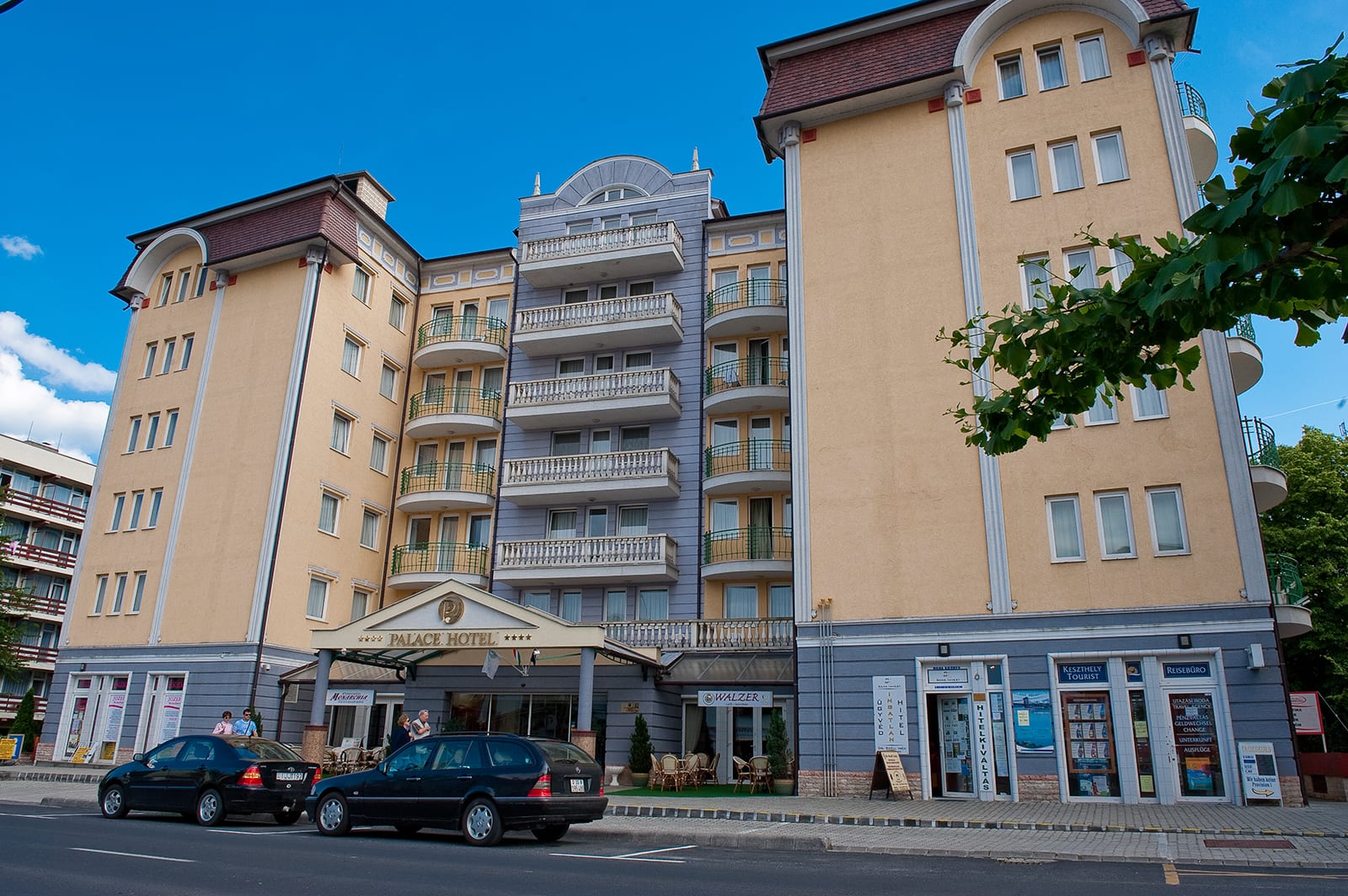 Außenansicht des Hotels Palace Heviz